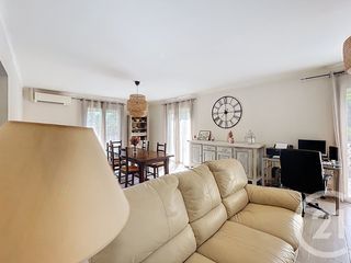  Maison � vendre 5 pi�ces 258 m�