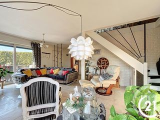  Maison � vendre 6 pi�ces 145 m�