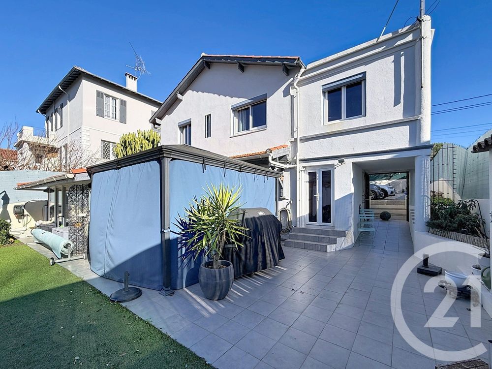 � vendre  Maison Antibes (06600)