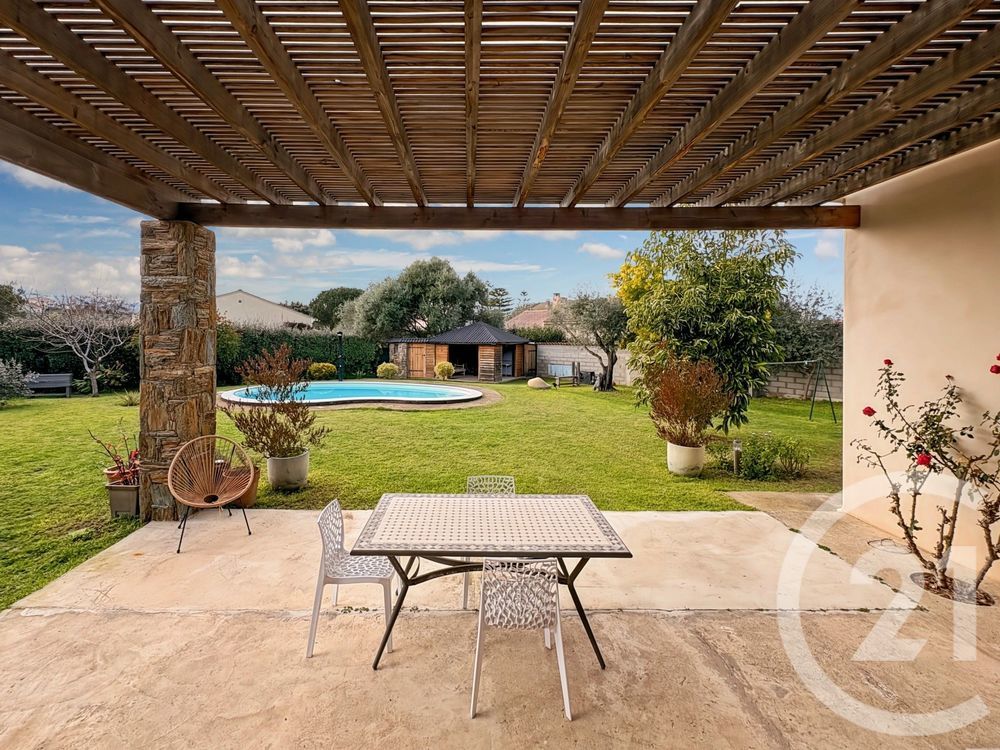 � vendre  Maison Saint-Florent (20217)