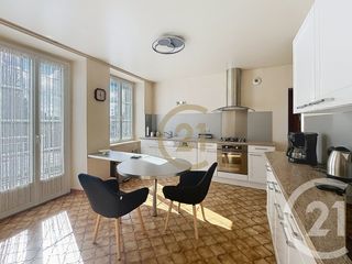  Maison � vendre 7 pi�ces 160 m�