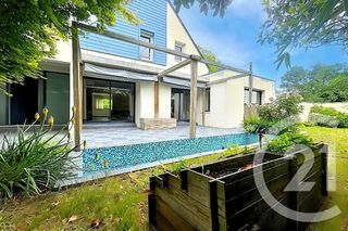  Maison � vendre 7 pi�ces 222 m�