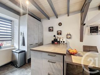  Appartement � vendre 5 pi�ces 81 m�