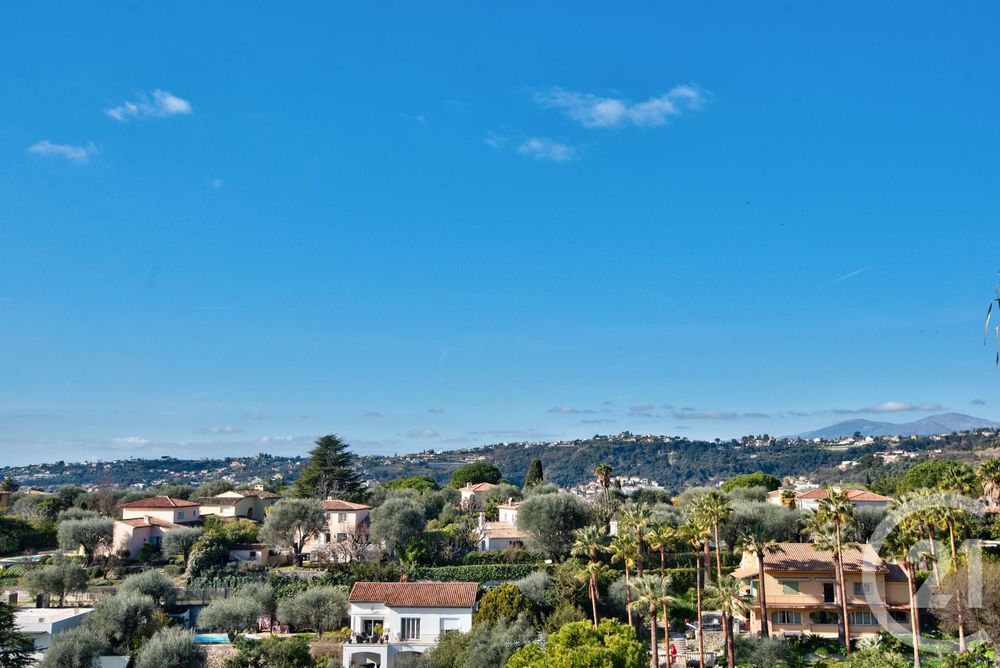� vendre  Appartement Nice (06100)