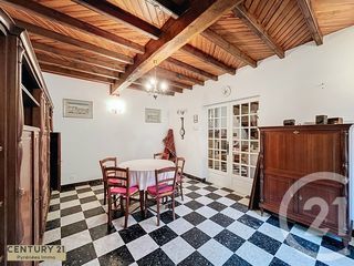  Immeuble � vendre 205 m�