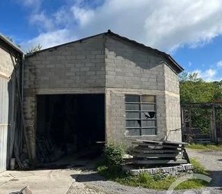  Immeuble � vendre 900 m�