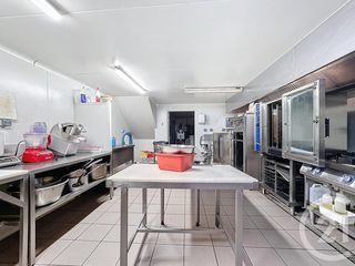  Immeuble � vendre 343 m�