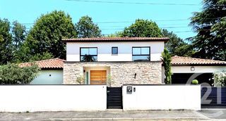  Maison � vendre 6 pi�ces 219 m�