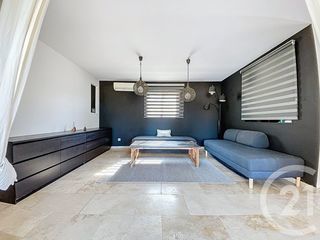  Maison � vendre 7 pi�ces 236 m�