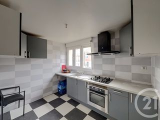  Maison � vendre 10 pi�ces 222 m�