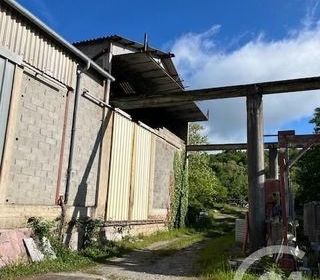  Immeuble � vendre 900 m�