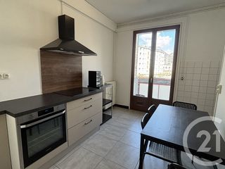  Appartement � vendre 4 pi�ces 69 m�