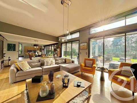   Vente Maison Maison - 9 pi�ce(s) - 255 m�