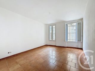  Immeuble � vendre 140 m�