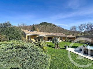  Maison � vendre 6 pi�ces 214 m�