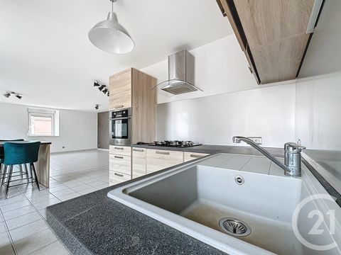   Location Appartement Appartement - 5 pi�ce(s) - 88 m�