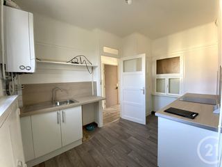  Appartement � louer 4 pi�ces 77 m�