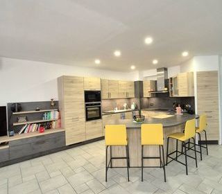  Appartement � vendre 4 pi�ces 135 m�