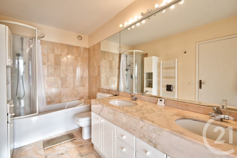 � vendre  Appartement Nice (06300)