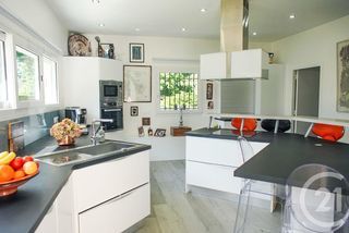  Maison � vendre 7 pi�ces 270 m�