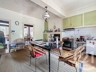  Maison � vendre 6 pi�ces 230 m�