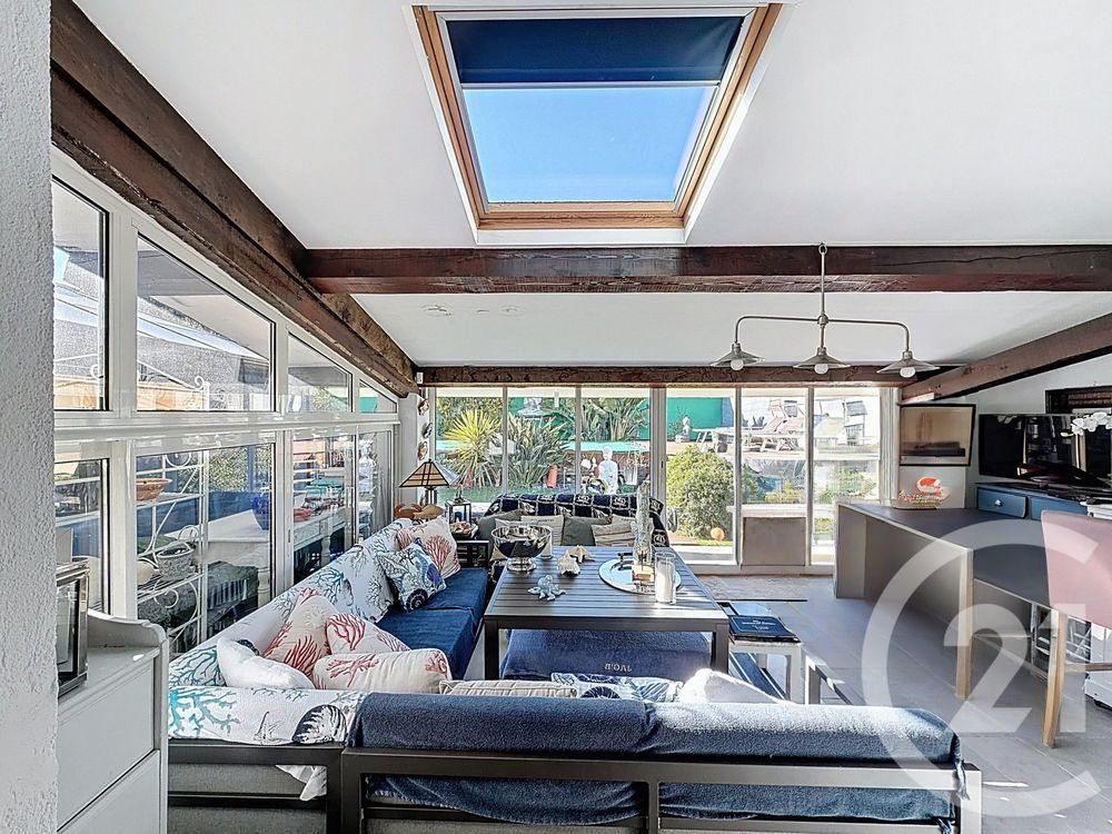 � vendre  Maison Antibes (06600)