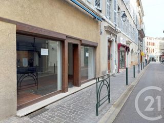  Appartement � louer 3 pi�ces 90 m�