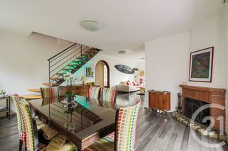  Maison � vendre 9 pi�ces 212 m�