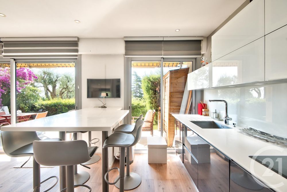 � vendre  Appartement Villefranche-sur-Mer (06230)