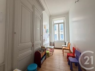  Appartement � vendre 4 pi�ces 84 m�