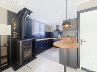  Maison � vendre 4 pi�ces 185 m�