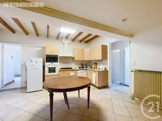  Maison � vendre 5 pi�ces 210 m�