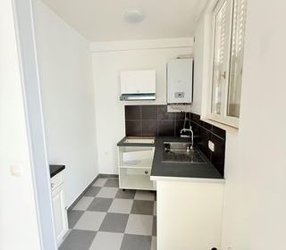  Immeuble � vendre 128 m�