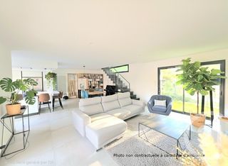  Maison � vendre 5 pi�ces 180 m�