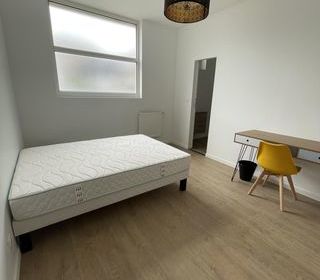  Appartement � louer 8 pi�ces 150 m� Tours