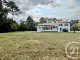  Maison � vendre 8 pi�ces 380 m�