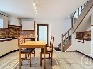  Appartement � louer 5 pi�ces 104 m�