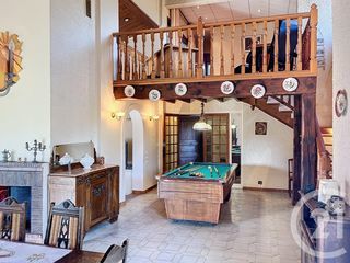  Maison � vendre 6 pi�ces 317 m�