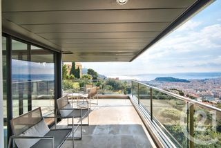  Appartement � louer 5 pi�ces 148 m�