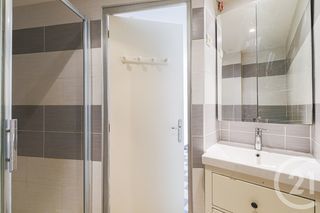  Appartement � vendre 4 pi�ces 80 m�