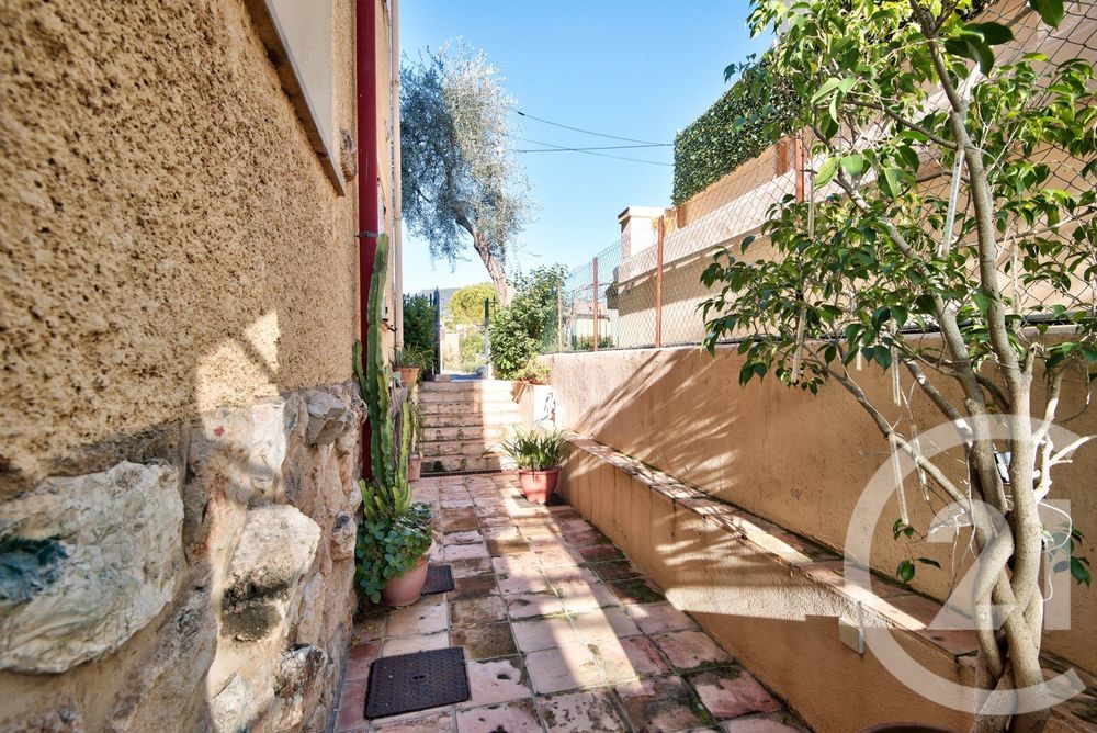 � vendre  Appartement Saint-Jean-Cap-Ferrat (06230)