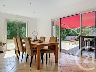  Maison � vendre 6 pi�ces 226 m�