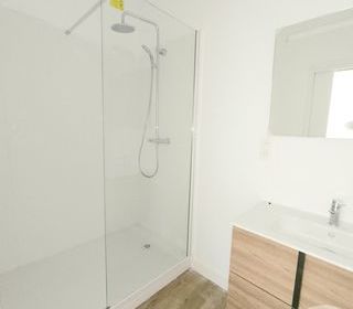  Immeuble � vendre 180 m�