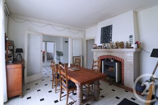  Maison � vendre 9 pi�ces 275 m�