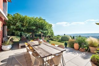  Maison � vendre 6 pi�ces 204 m�