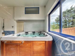  Maison � vendre 5 pi�ces 1696 m�