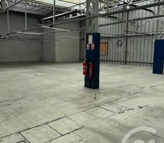  Immeuble � vendre 3200 m�