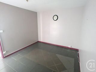  Maison � louer 8 pi�ces 93 m�