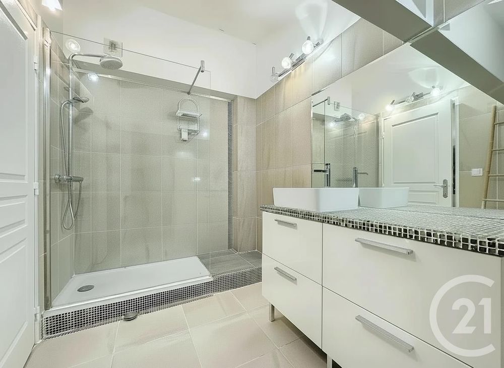 � vendre  Appartement Antibes (06600)