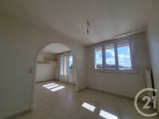  Appartement � louer 3 pi�ces 73 m�